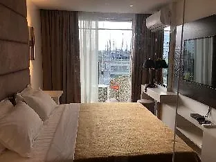 Apollonia Royale Hotel Angeles